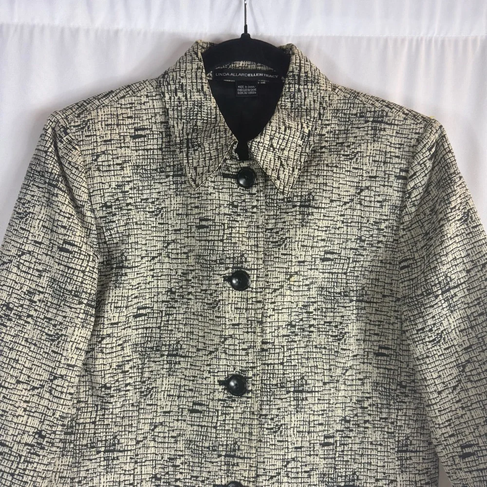 Linda Allard Ellen Tracy Jacket Blazer Womens Black and tan Botton luxury brand
